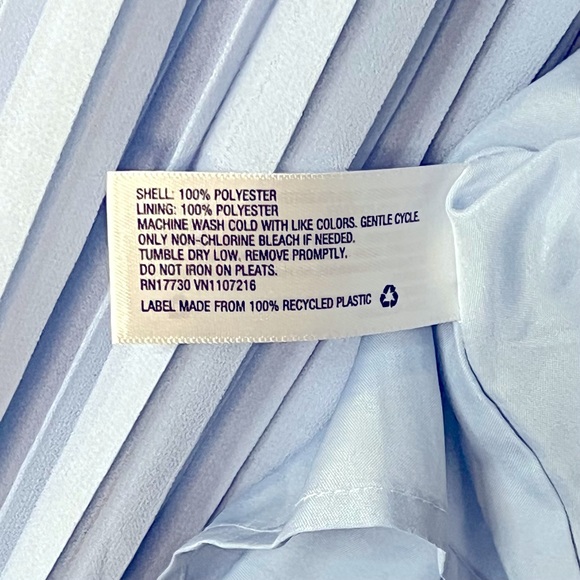 Isabel Maternity M Pleated Dress - Picture 4 of 4